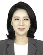 자유한국당 송파을선거구 공천 신청한 배현진 전 MBC 앵커