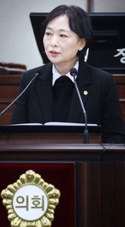 최옥주 송파구의원이 5분자유발언을 하고 있다.